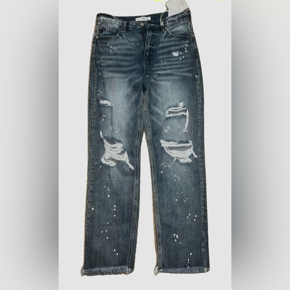 NWT Kancan straight leg jeans with white paint splatters